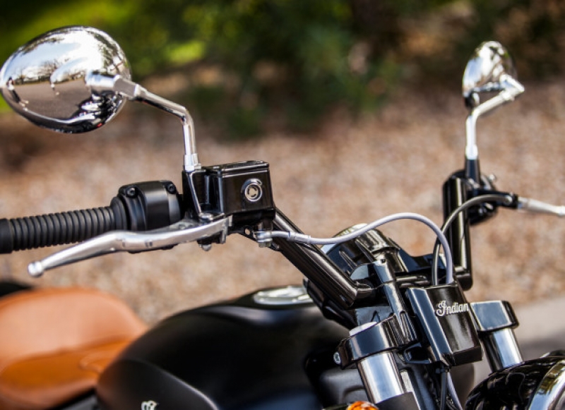 Handlebars VLine Black by Trask in Handlebars Indian Scout Sixty