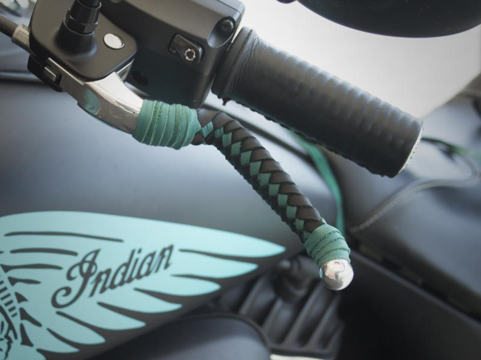 Brake/Clutch Victory Lever Set Custom Braided by Iron Braid in Levers
