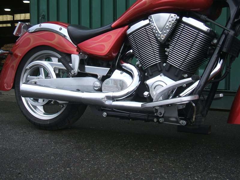 2004 victory kingpin parts