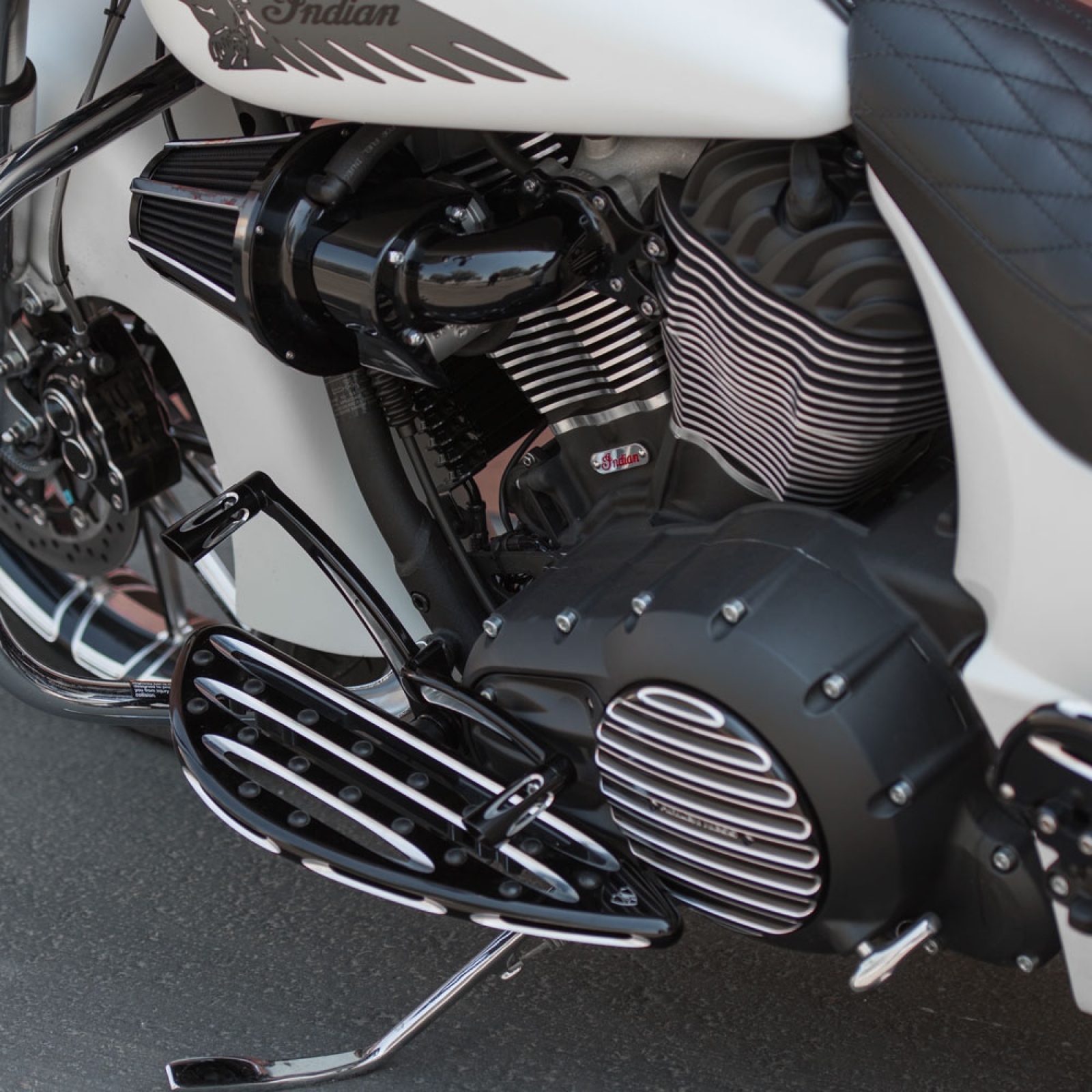 Shift Lever Deep Cut Black by Arlen Ness in Pedals - Indian Chieftain ...